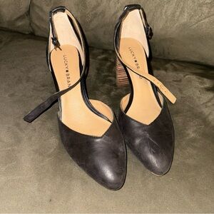 Like new Lucky Heels